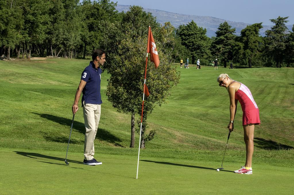 الشقق الفندقية بيوتفي  Appartea Golf Side المظهر الخارجي الصورة